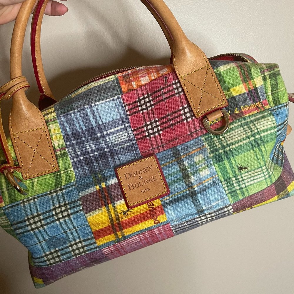 Vintage Y2K Dooney & Bourke Purse
